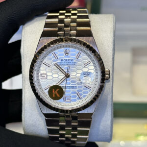 Rolex Oyster Perpetual Land-Dweller